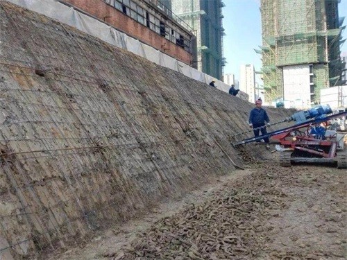 磐石建筑边坡支护